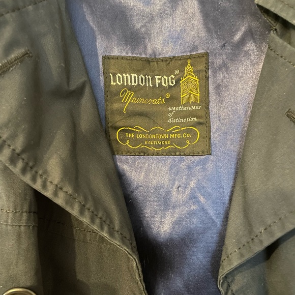 London fog vintage navy blue double breasted maincoat with red liner - Picture 5 of 12